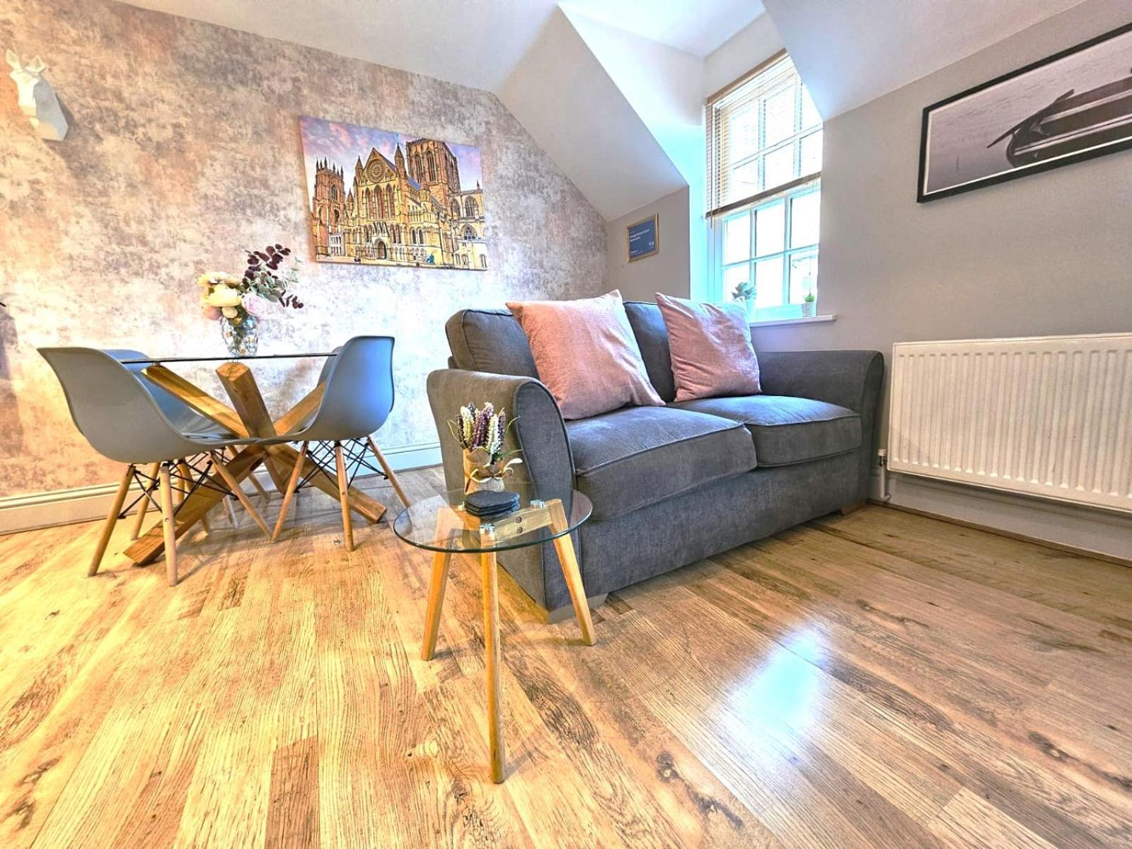 George Hudson Court Apartments ヨーク エクステリア 写真